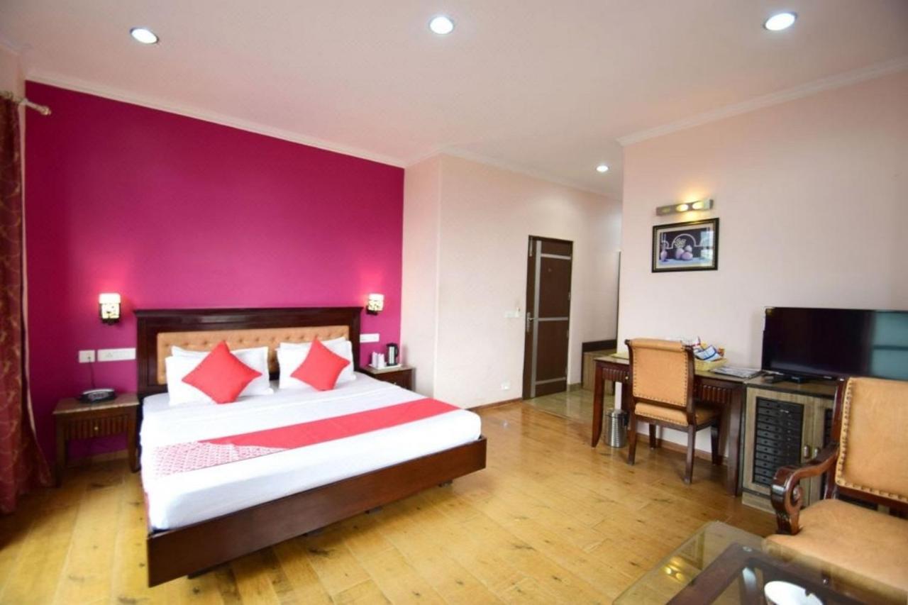 Goroomgo Marc Shimla Near Mall Road - Luxury Room - Excellent Service - Ample Parking - Best Hotel In Шимла Экстерьер фото