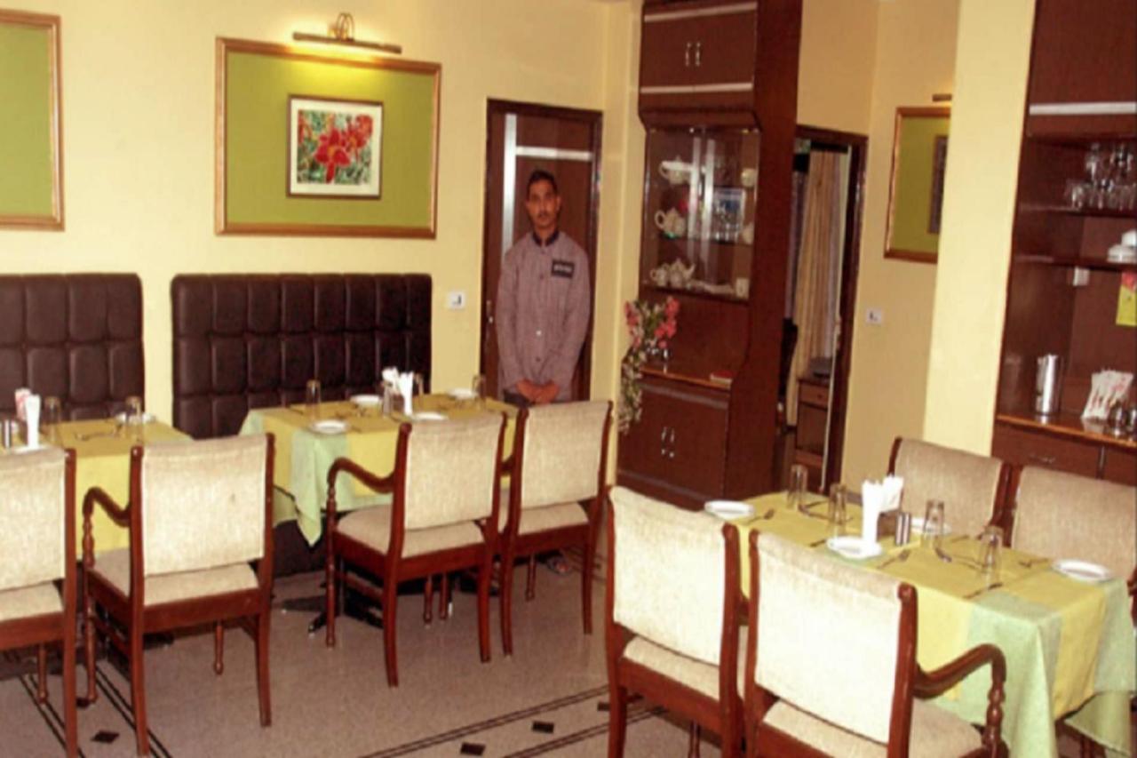 Goroomgo Marc Shimla Near Mall Road - Luxury Room - Excellent Service - Ample Parking - Best Hotel In Шимла Экстерьер фото
